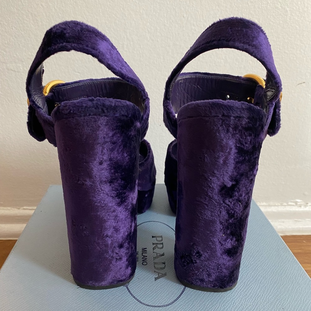 PRADA - Purple Velvet platforms with brass buckle - Picture 3 of 9